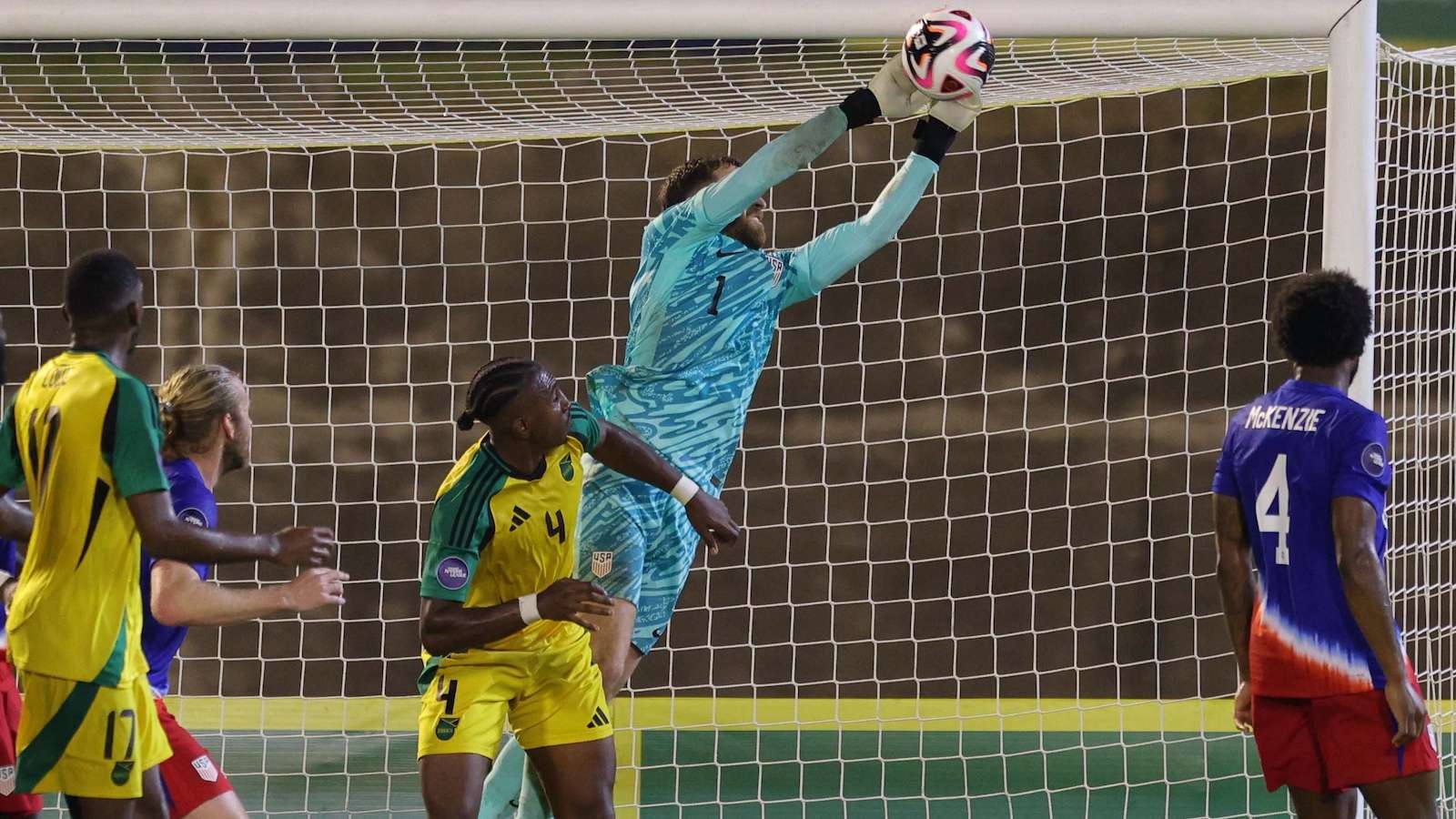 皇马的中场 皇马的中场